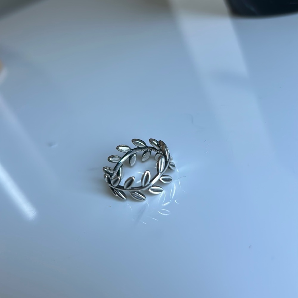 Sterling Silver Leaf Ring Size 6.5